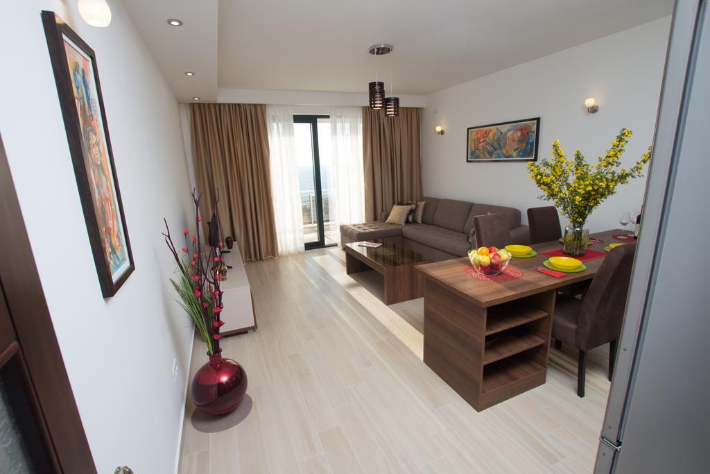 Apartment Ema Star 尤塔哈 外观 照片